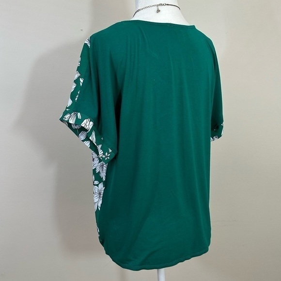 Attention sz med top mix media grass green with white - Picture 4 of 13